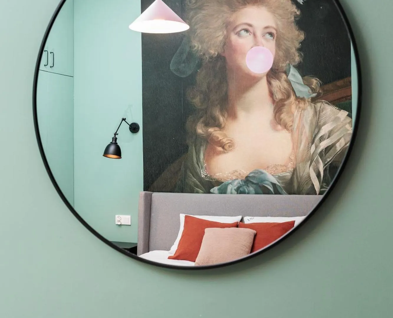 Retro Glamour With A Modern Edge - By Upstairs 크라쿠프 아파트