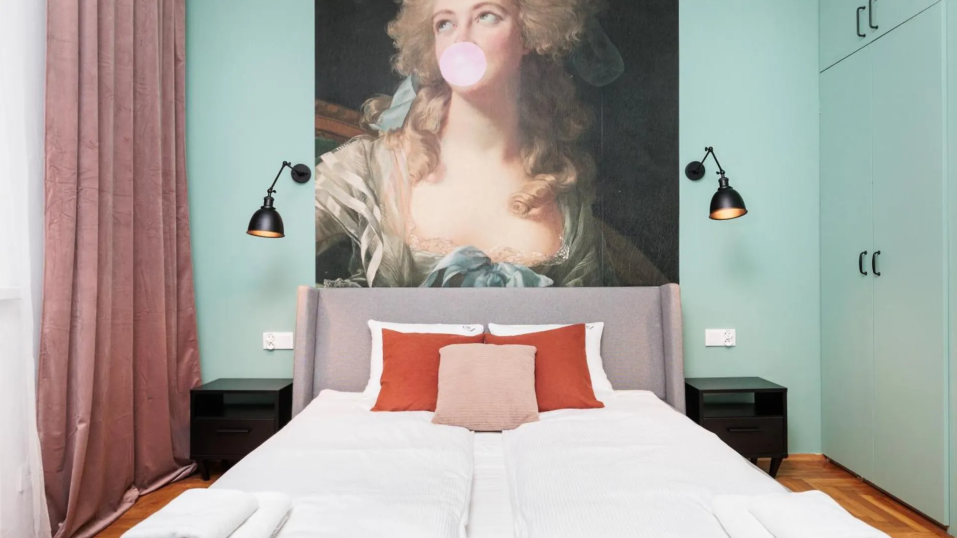 Apartment Retro Glamour With A Modern Edge - By Upstairs Krakow